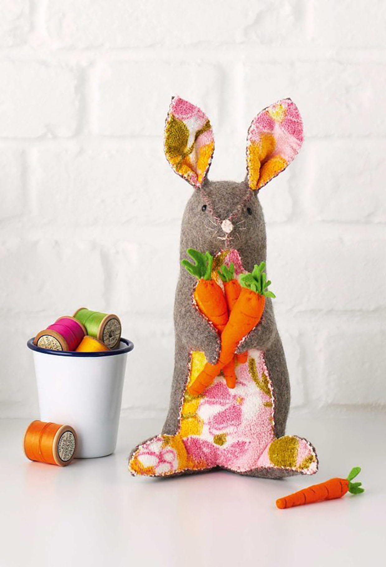 Felt Rabbits To Make how-to-stitch-a-felt-rabbit-0ed1c63 – Simply Sewing